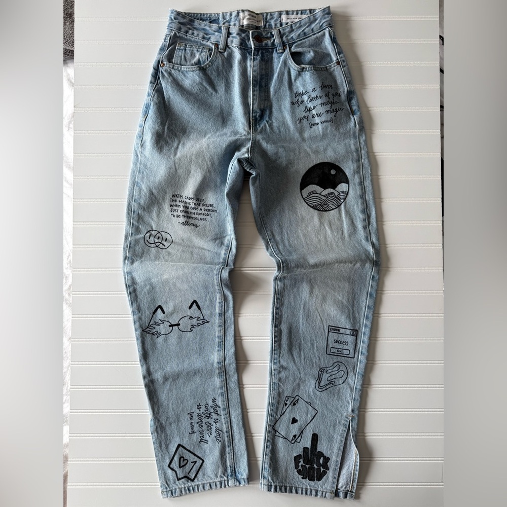 Cotton:On Split Hem Custom Graffiti Jeans - Size 4